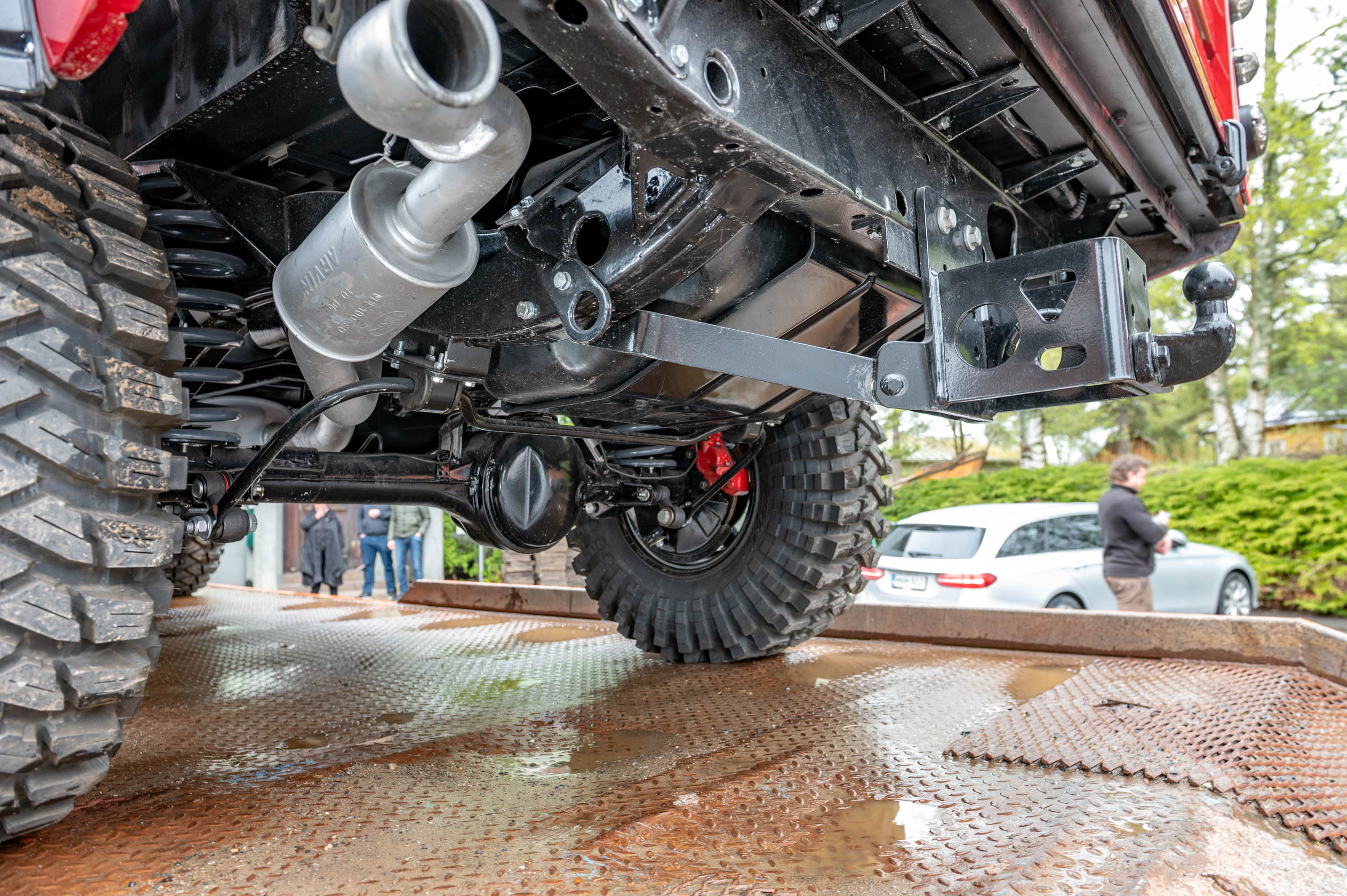 Defender 130 Spectre — Exhaust & Tow Hitch Detail